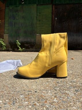 GOGO Yellow Block Heel Ankle Boots